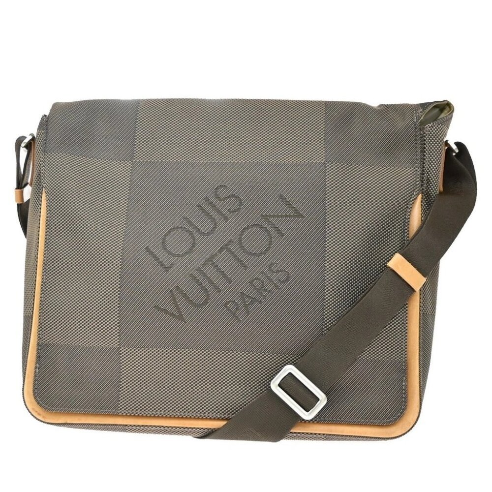 LOUIS VUITTON Damier Geant Messager Shoulder Bag Canvas Leather